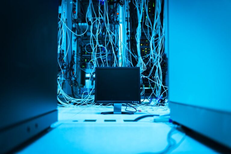 Webサイト運用保守・サーバー管理のイメージ写真